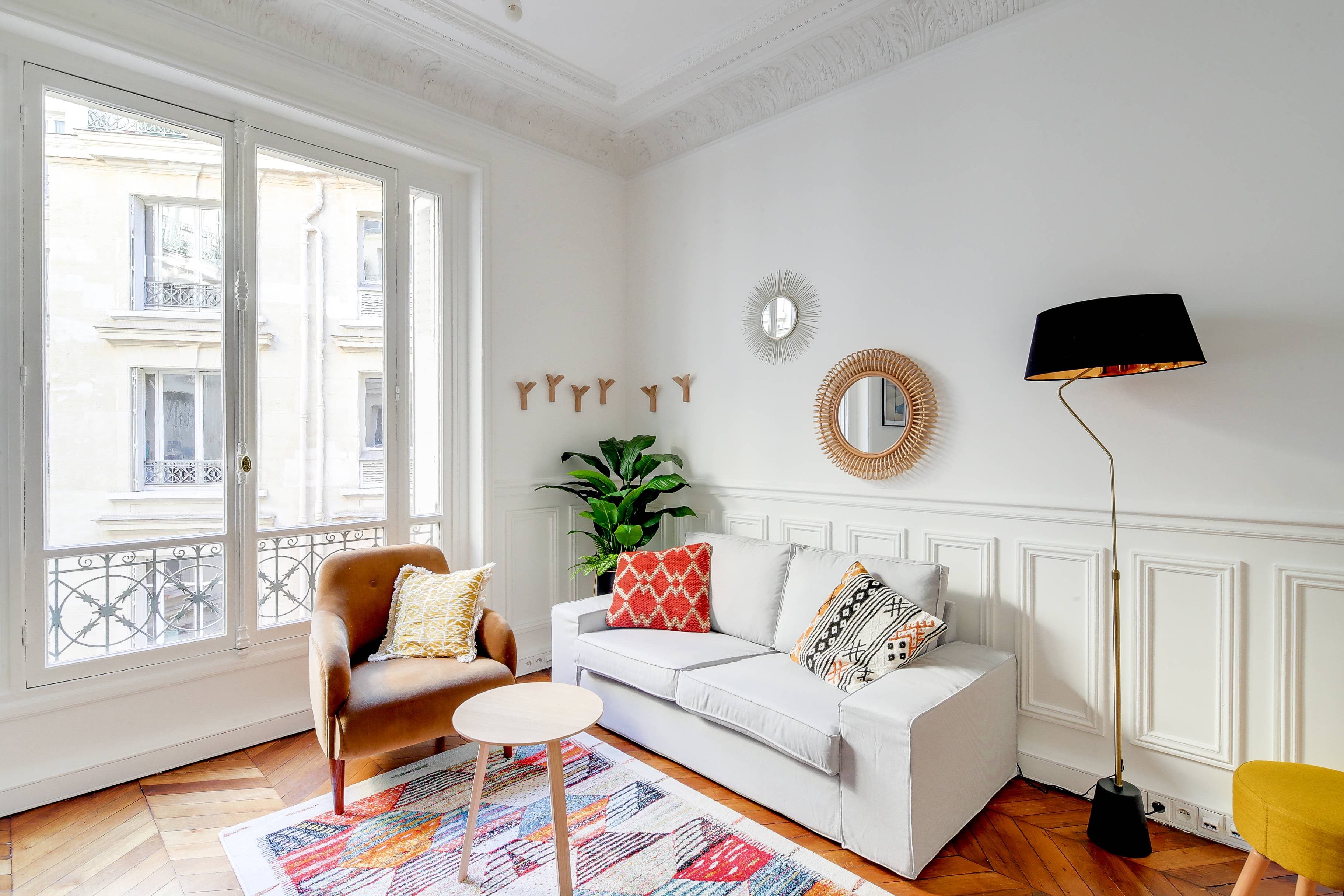 Club Helmio Louvre, 44 Rue du Louvre, 75001 Paris